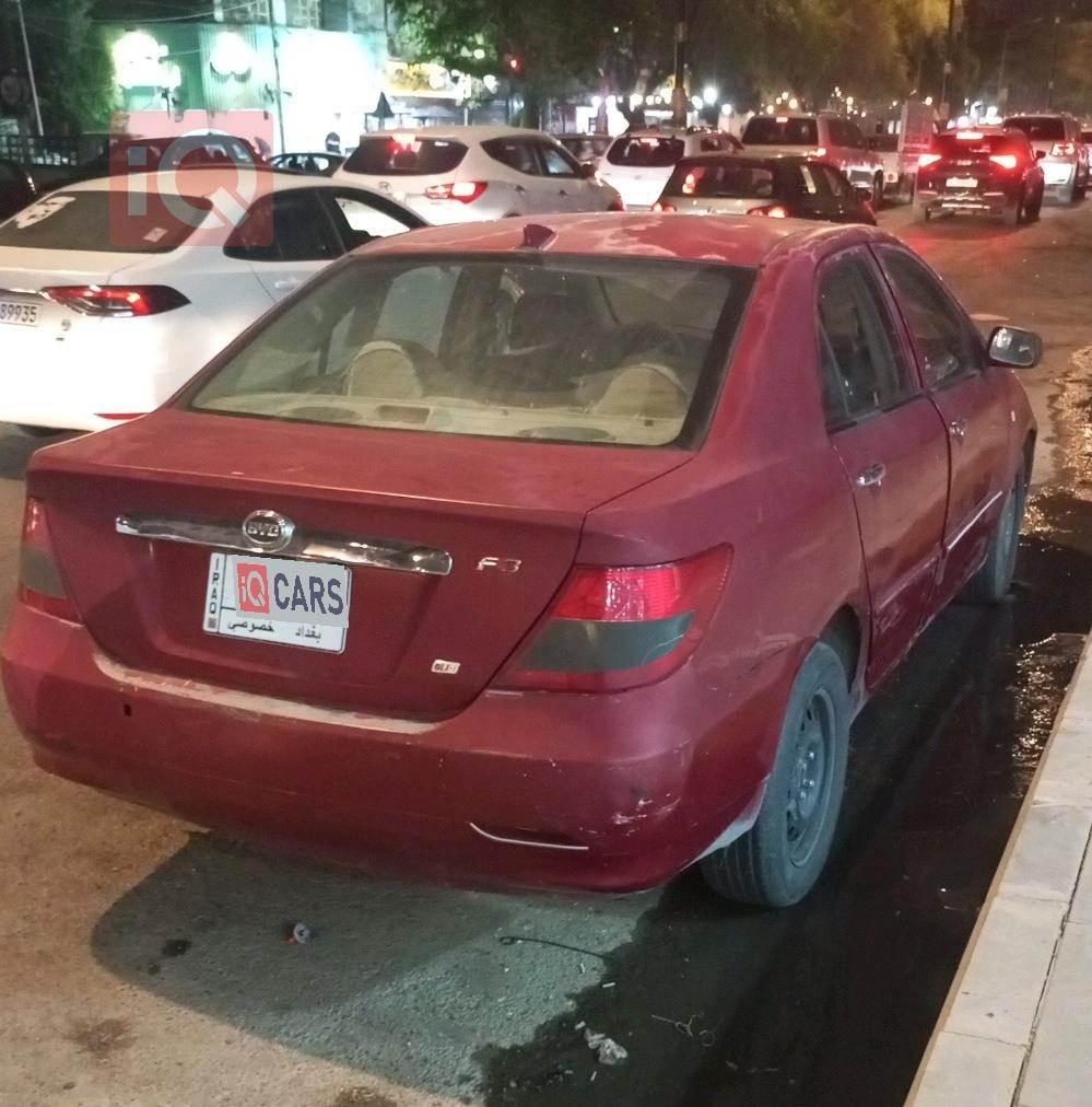 بی وای دی F3